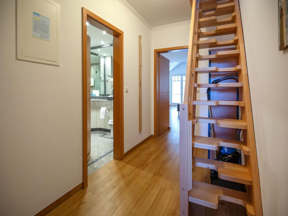 Apartment Duenenpark - Komfortplus Mit 1 Schlafzimmer Und Balkon Im Dachgeschoss 294